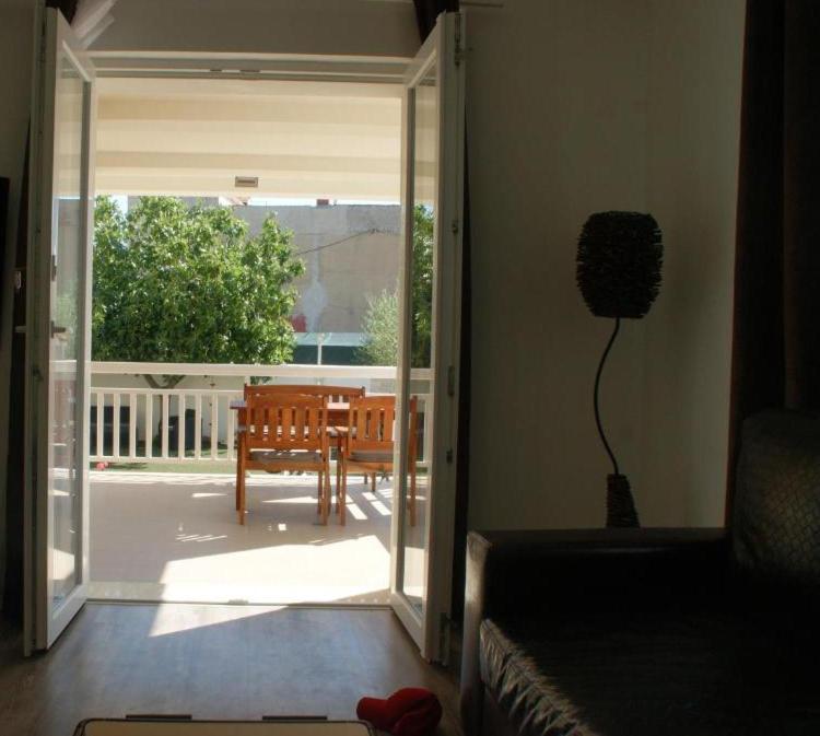 Apartments Zelic Vodice Esterno foto