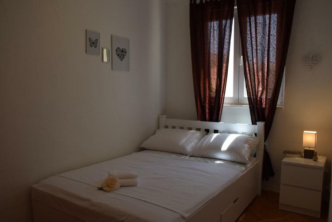 Apartments Zelic Vodice Esterno foto