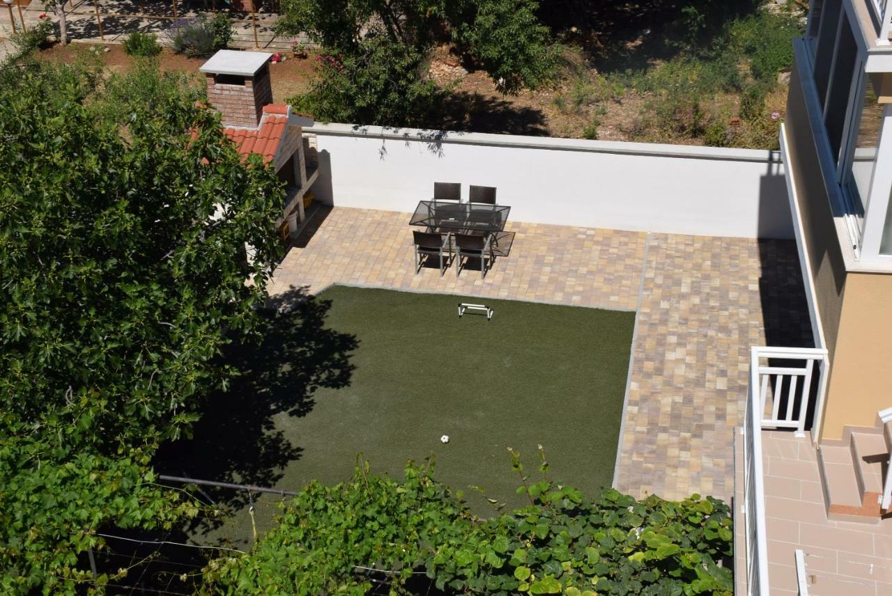 Apartments Zelic Vodice Esterno foto