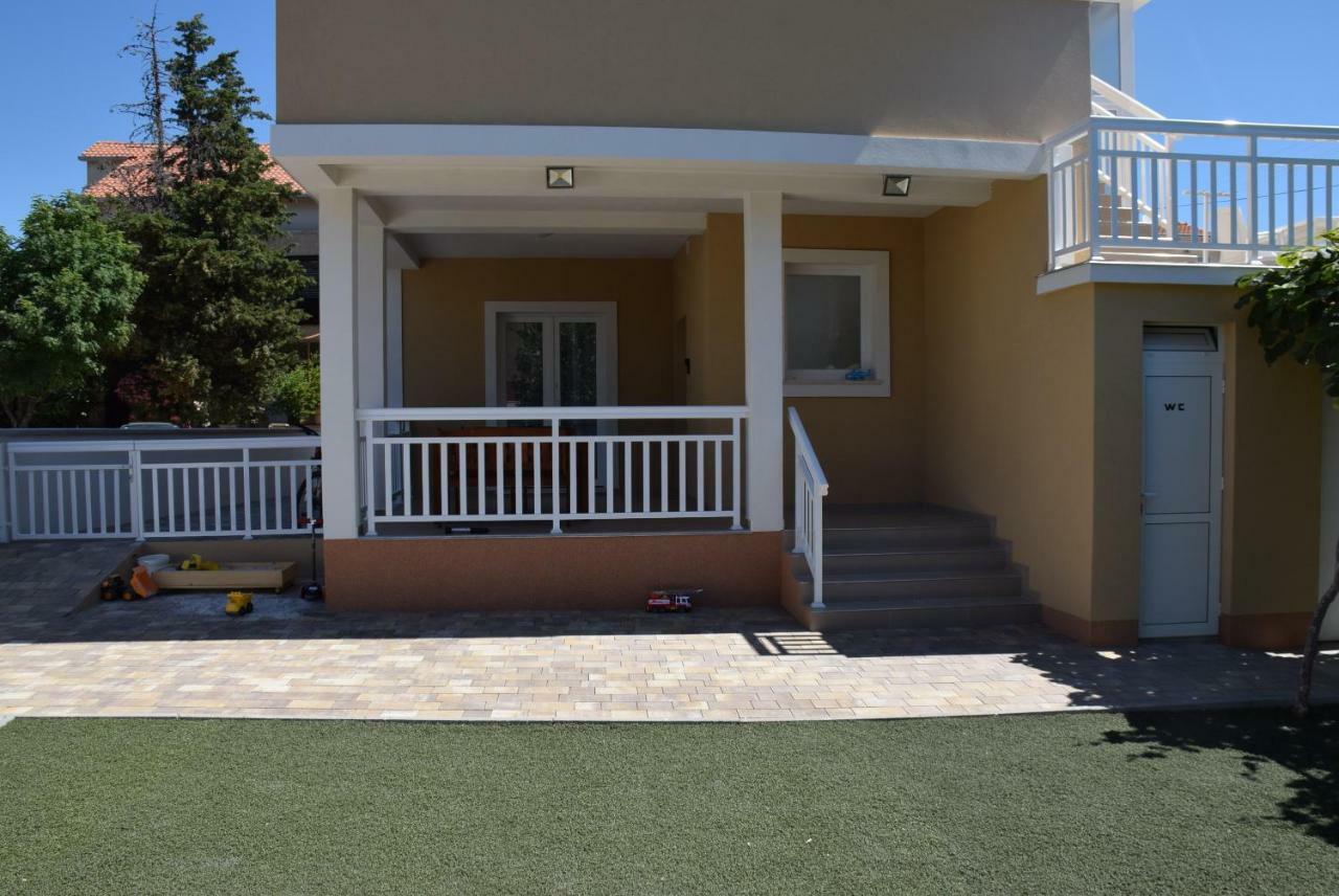 Apartments Zelic Vodice Esterno foto
